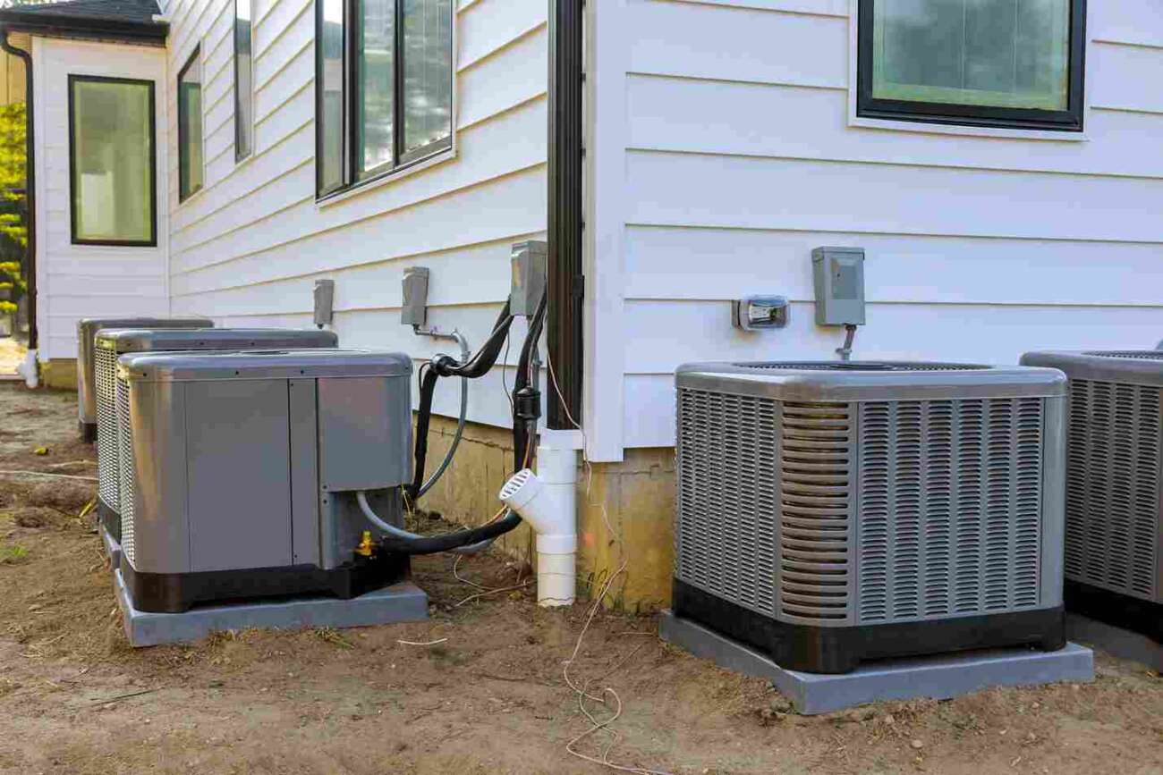 Heat Pump vs Furnace comparison showing energy-efficient home heating systems for residential HVAC in 2026